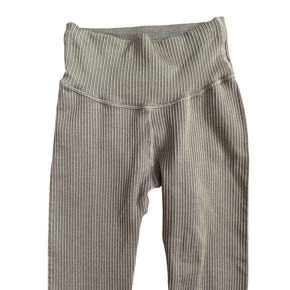 Good American Seamless‎ Chunky Rib Legging in Camel Size XS - Picture 5 of 10